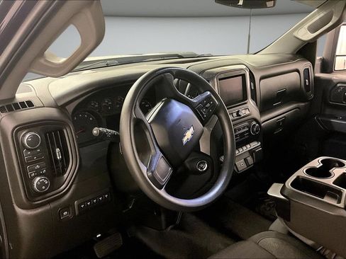 Used 2024 Chevrolet Silverado 2500 Custom w/ Custom Convenience Package AWD/4WD image 18