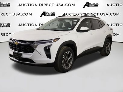 Used 2025 Chevrolet Trax LT w/ Driver Confidence Package