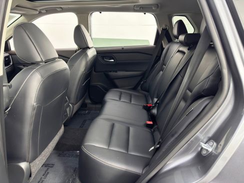 Used 2023 Nissan Rogue SL w/ SL Premium Package FWD image 39