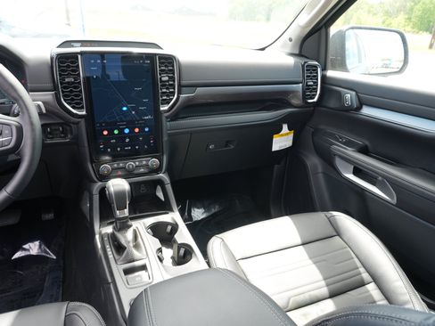 New 2025 Ford Ranger Lariat w/ FX4 Off-Road Package AWD/4WD image 20