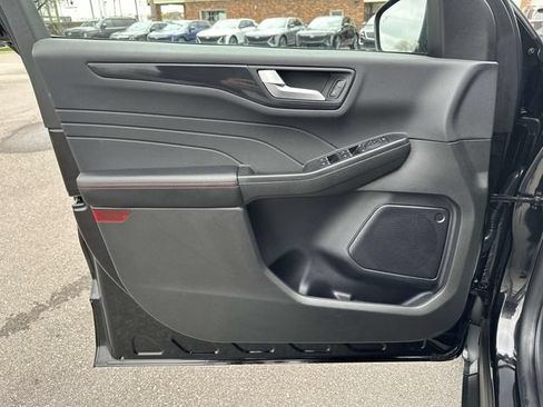 Used 2024 Ford Escape ST-Line w/ Tech Pack #1 AWD/4WD image 43