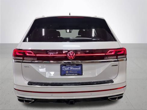 New 2026 Volkswagen Atlas SEL Premium R-Line image 14