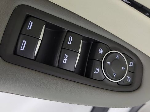Used 2020 Cadillac XT5 Premium Luxury FWD image 20
