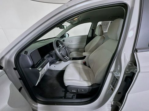 Used 2025 Hyundai Kona SEL image 13