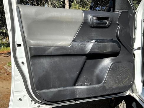 Used 2023 Toyota Tacoma SR image 17