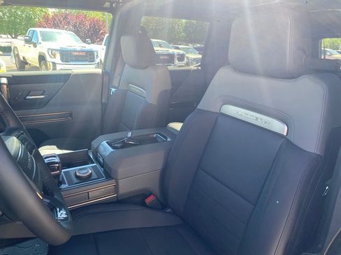 New 2025 GMC Hummer EV 2X w/ LPO, Dark Essentials Package image 16