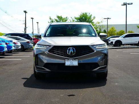Used 2026 Acura MDX w/ Technology Package AWD/4WD image 2