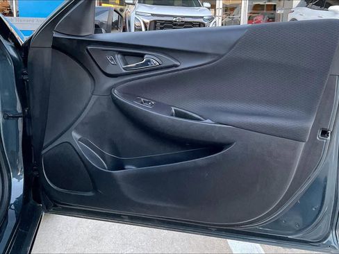 Used 2021 Chevrolet Malibu LS image 22