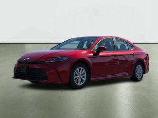Used 2025 Toyota Camry LE video 2