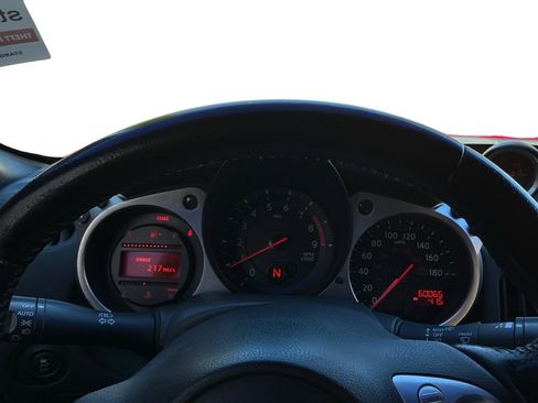 Used 2014 Nissan 370Z Coupe w/ Sport Package image 12