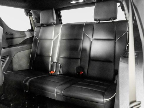 Used 2026 Cadillac Escalade Luxury w/ Touring Package image 28