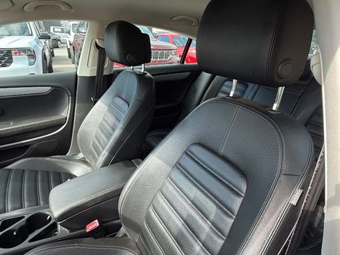 Used 2013 Volkswagen CC Sport FWD image 15