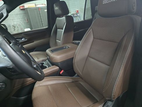 Used 2024 Chevrolet Tahoe High Country image 15