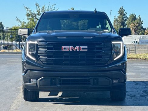 Used 2025 GMC Sierra 1500 Elevation AWD/4WD image 9