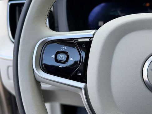 New 2026 Volvo XC60 T8 Ultra w/ Protection Package Premier image 26