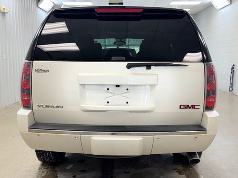 Used 2013 GMC Yukon Denali image 6