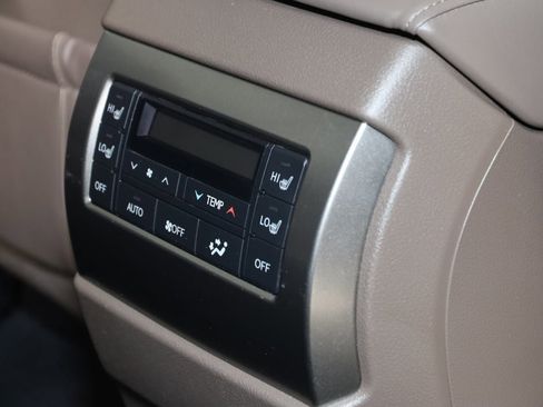 Used 2022 Lexus GX 460 Premium image 16