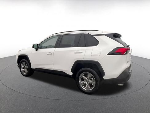 Used 2025 Toyota RAV4 XLE image 10