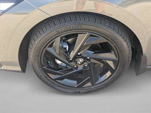 Used 2026 Hyundai Elantra Sport FWD image 21