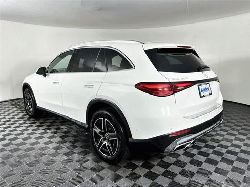 Certified 2026 Mercedes-Benz GLC 300 4MATIC image 4