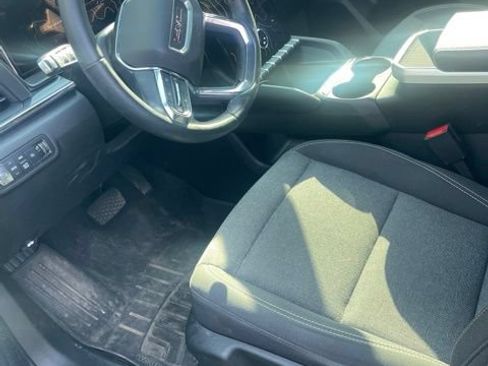 Used 2025 GMC Terrain Elevation AWD/4WD image 10