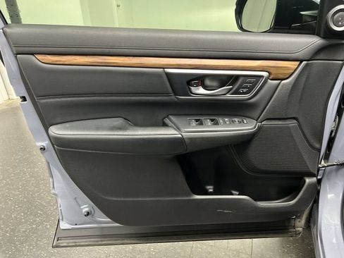 Used 2020 Honda CR-V Touring image 23