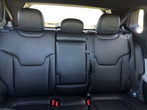 Used 2025 Jeep Compass Limited AWD/4WD image 14