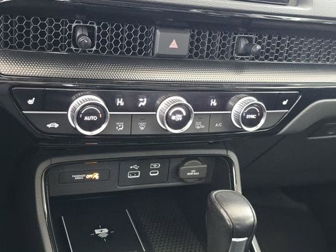 Used 2023 Honda CR-V EX-L image 17