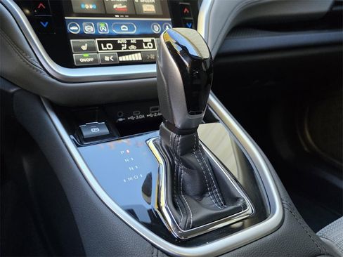 Certified 2025 Subaru Outback Premium image 25