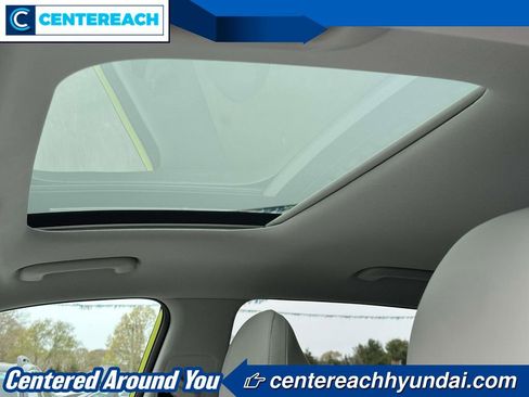 Used 2024 Hyundai Kona Limited AWD/4WD image 18