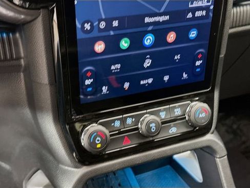 Used 2024 Ford Ranger Lariat w/ Trailer Tow Package image 16