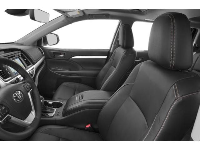 Used 2019 Toyota Highlander XLE AWD/4WD image 9