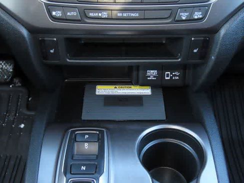 Used 2022 Honda Passport EX-L image 16