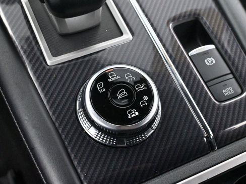 Used 2022 Mitsubishi Outlander SE image 20