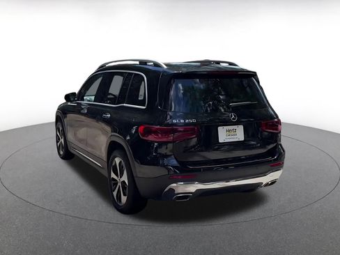 Used 2025 Mercedes-Benz GLB 250 image 12