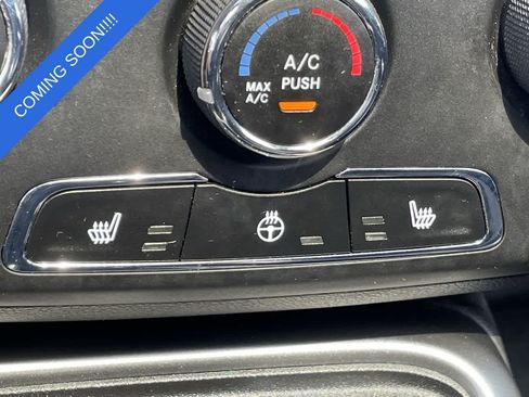 Used 2018 Jeep Compass Latitude w/ Cold Weather Group AWD/4WD image 21