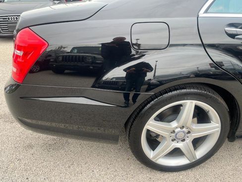 Used 2011 Mercedes-Benz S 550 4MATIC image 18