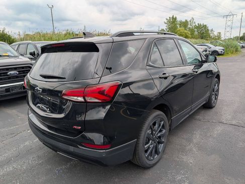Used 2024 Chevrolet Equinox RS w/ RS Leather Package AWD/4WD image 7