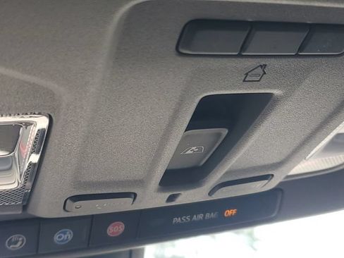 Certified 2020 Chevrolet Silverado 1500 RST AWD/4WD image 29