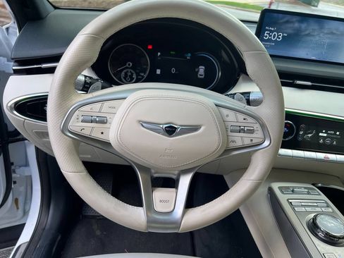 Used 2024 Genesis Electrified GV70 AWD/4WD image 10
