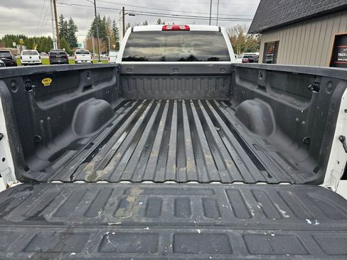 Used 2018 GMC Sierra 3500 SLT AWD/4WD image 16