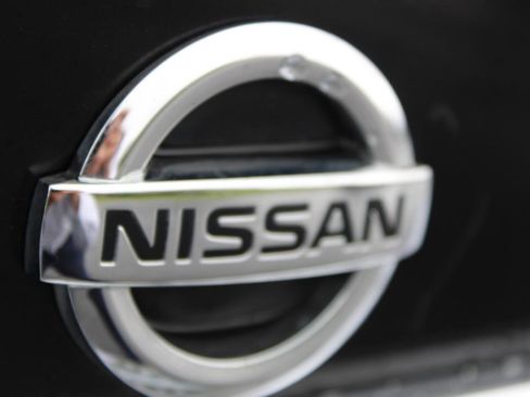 Used 2017 Nissan Maxima SR w/ Midnight Edition FWD image 9
