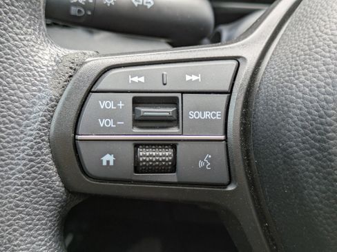 Certified 2025 Honda CR-V EX image 31