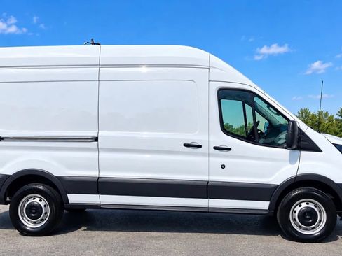 Used 2018 Ford Transit 350 148 High Roof RWD image 3