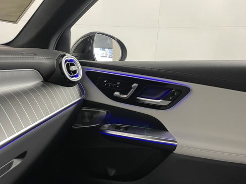 New 2026 Mercedes-Benz GLC 300 image 12