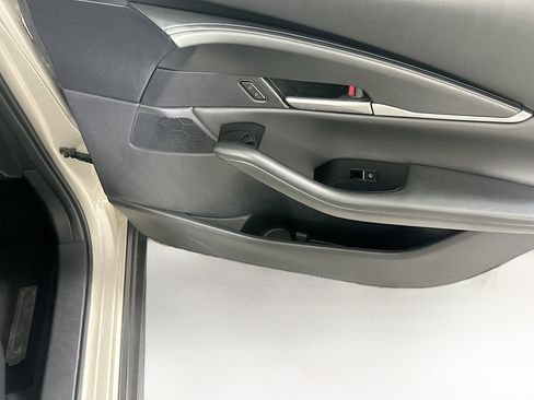 Used 2024 MAZDA CX-30 AWD 2.5 S w/ Select Sport Pkg image 30