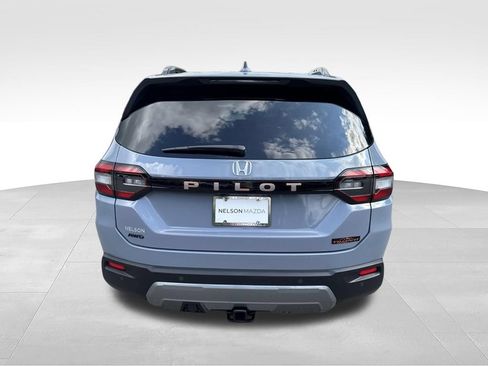 Used 2026 Honda Pilot TrailSport image 6