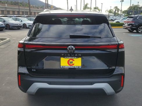New 2026 Volkswagen Tiguan SE image 4
