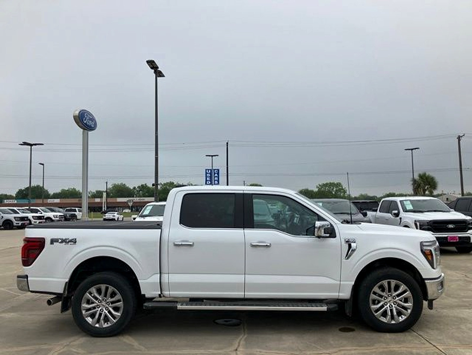 Used 2024 Ford F150 Lariat w/ Equipment Group 502A High AWD/4WD image 8