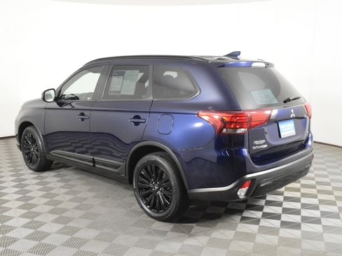 Used 2020 Mitsubishi Outlander LE image 8